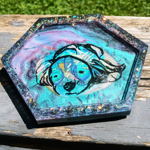 Hand Drawn Dog Epoxy Resin Coaster Tray - Picture 3 of 9